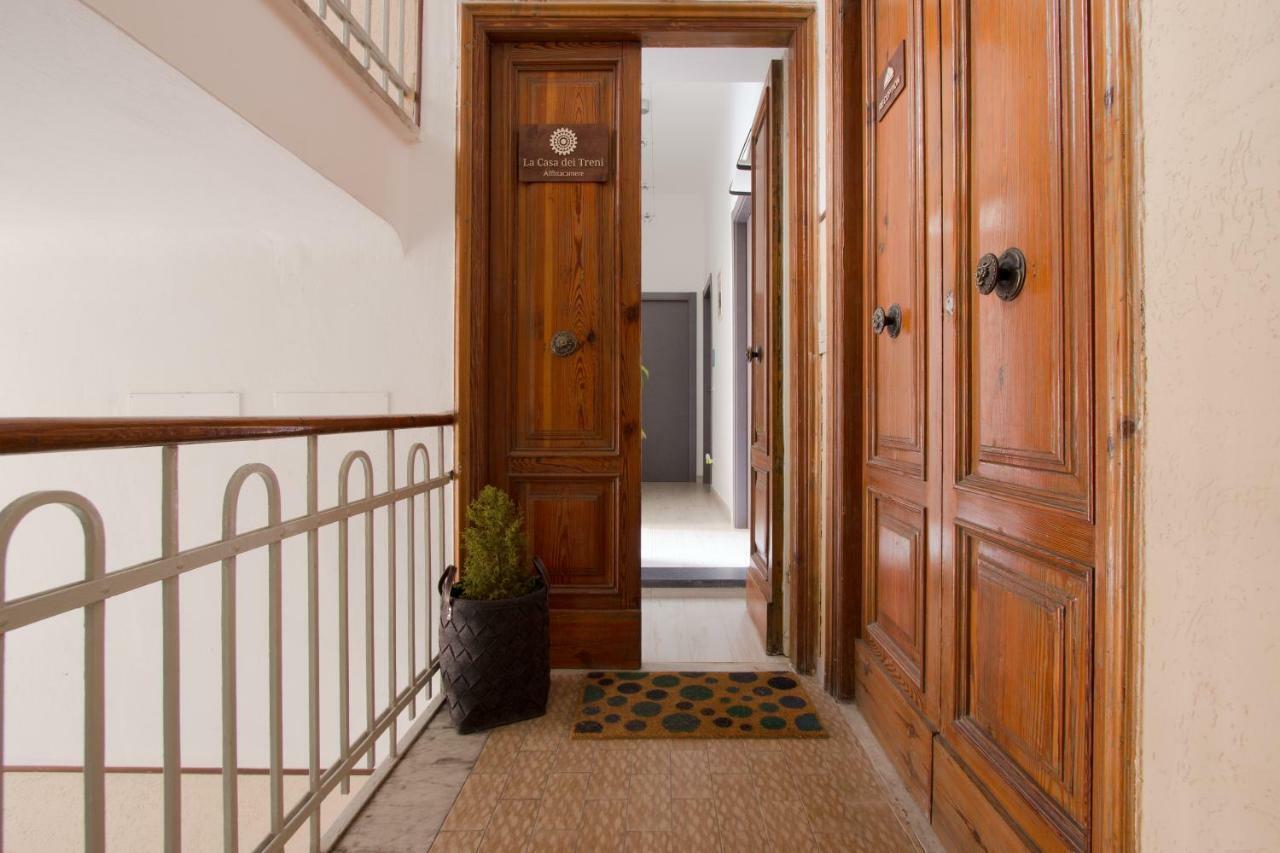 La Casa Dei Treni Affittacamere City Rooms For Travel Lovers La Spezia Extérieur photo